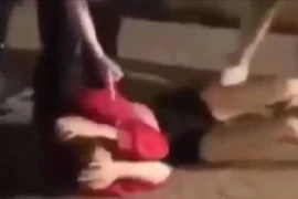 Xác minh một thiếu nữ bị đánh hội đồng trong đêm ở Đắk Lắk