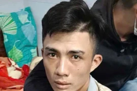 Bắt đối tượng liên tiếp cướp 2 tiệm vàng ở Đắk Lắk