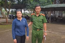 Chiếm đoạt hơn 300 tờ vé số của người mù vì nằm mơ trúng số