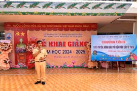 CSGT huyện M'Drắk đẩy mạnh công tác tuyên truyền ATGT cho học sinh 