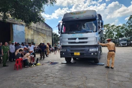 PGĐ Công an Đắk Lắk trực tiếp chỉ đạo xử lý xe quá tải