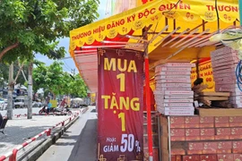 Bán bánh trung online, bỏ túi chục tỉ đồng