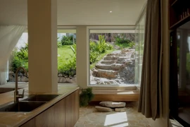 View - Thạch Thất đấu giá thành công 34 lô đất, thu về trên 221 tỷ đồng | Báo Tri thức và Cuộc sống - TIN TỨC PHỔ BIẾN KIẾN THỨC 24H