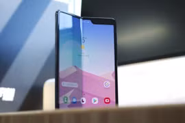 Vì sao Samsung phải hủy bán Galaxy Fold trên toàn cầu? 