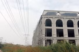 Công trình cạnh đường điện cao thế: Ban quản lý Các KCN Bắc Ninh im lặng?