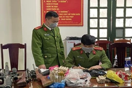 Gần 40 khẩu súng được giao nộp trong dịp Tết Nguyên đán