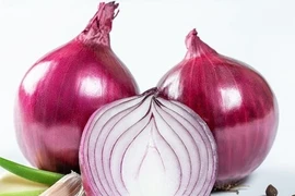 Thực phẩm 'đại kỵ' với hành tây, tránh ăn chung kẻo mù lòa