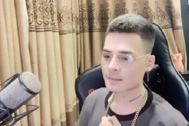 Những hiện tượng một thời “lột xác 180 độ”