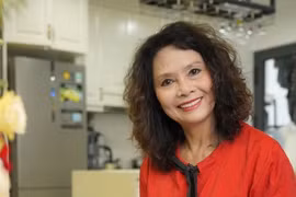 NSND Minh Châu: Nỗi cô đơn và sở thích làm bánh ở tuổi 67