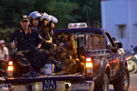 3 câu hỏi còn bỏ ngỏ sau khi Tuấn "khỉ" bị bắn hạ