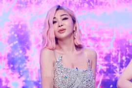 Mỹ nhân 'Đời sống chợ đêm' đẹp quyến rũ ở tuổi 68 