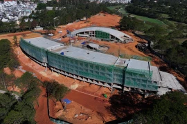 Ai đứng sau Hoàng Gia Đà Lạt xây dựng công trình không phép trên đồi Cù?