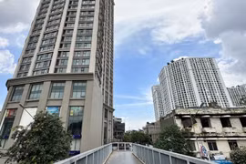 Dự án King Place trên “đất vàng” ở Hà Nội chậm sổ hồng, ‌để cảnh quan nhếch nhác