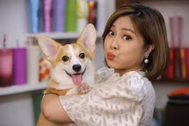 Bất ngờ với sức vóc tuổi 39 của MC Hoàng Linh