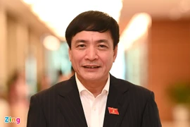 Giới thiệu ông Bùi Văn Cường để bầu làm Tổng Thư ký Quốc hội