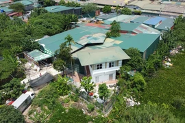 Hà Nội: “Thiên đường” vi phạm TTXD ở phường Định Công