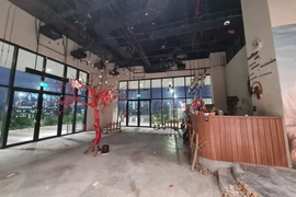 Hà Nội: Nhiều mặt bằng TTTM đắc địa ế ẩm, bỏ không