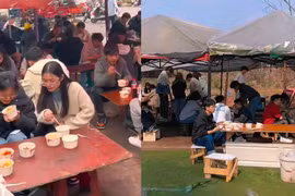 Vì sao sinh viên Trung Quốc ăn trưa ngoài công trường? 