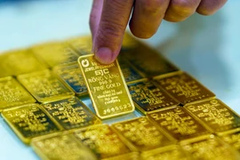 Giá vàng lập đỉnh, SJC báo lãi tăng đột biến