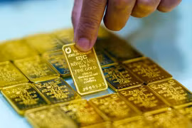 Giá vàng lập đỉnh, SJC báo lãi tăng đột biến