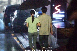 Nữ hoàng trượt băng Kim Yuna kết hôn với ca sĩ kém 5 tuổi