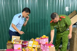 QLTT Hà Nội phát hiện hơn 4.600 chiếc bánh trung thu nhập lậu