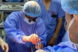 Phát hiện mắc ung thư sau khi bị đau hông