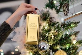Giá vàng hôm nay 25/12: Nhu cầu lên cao, vàng tăng giá