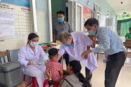 Thủ tướng yêu cầu đẩy nhanh tiêm chủng vaccine phòng, chống bệnh sởi