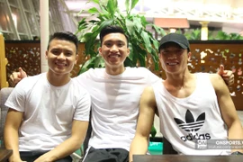 Nghịch cảnh của Bùi Tiến Dũng, Đoàn Văn Hậu