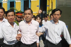 Công ty Tenma Việt Nam bị tố hối lộ: Bao “gương xấu” đi trước?