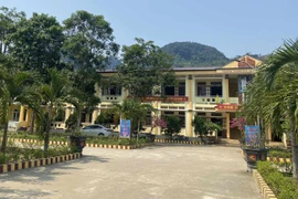 Phòng Giáo dục nói gì vụ nam sinh lớp 6 đọc viết chưa thạo?