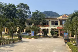 Phòng Giáo dục nói gì vụ nam sinh lớp 6 đọc viết chưa thạo?