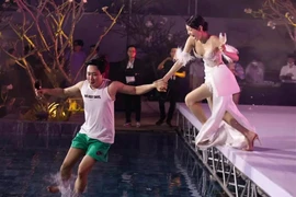 Jun Phạm than mất 5 triệu, Minh Hằng "ting" luôn không nói nhiều