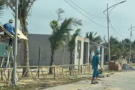 Biết gì Cty EURO xây công trình trái phép ở bờ biển Hải Tiến?