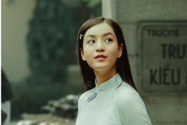 Thảo Tâm “Mắt biếc” hiến tóc tặng bệnh nhân ung thư