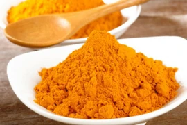 Sao nghệ theo cách này, uống 1 tuần da trắng, cân nặng giảm bất ngờ