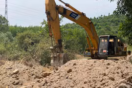 Ai đứng sau công ty Lý Tuấn bị phạt gần 1 tỷ đồng về khoáng sản?