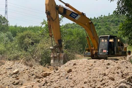 Ai đứng sau công ty Lý Tuấn bị phạt gần 1 tỷ đồng về khoáng sản?