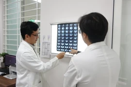 Phẫu thuật bóc khối u mỡ 5kg trong ổ bụng bệnh nhân 58 tuổi