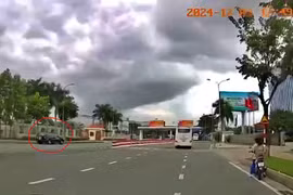 Đà Nẵng: Tài xế lái xe biển xanh đi ngược chiều vào sân bay 