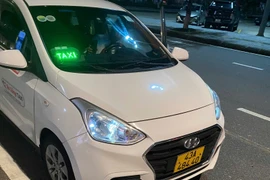 Cảnh cáo tài xế lăng mạ khách hàng, không chở vẫn lấy tiền cước