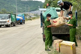 Đà Nẵng tiêu hủy gần 10.000 bánh Trung thu trôi nổi