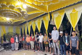 Tạm giữ nhóm đối tượng lợi dụng đám tang để sát phạt