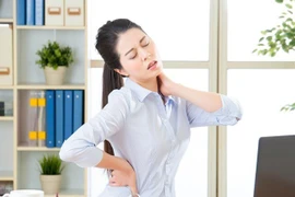 Vợ 35 tuổi đã mất kinh, không muốn "gần gũi" với chồng, đi khám bất ngờ khi biết nguyên nhân cách đó 3 năm