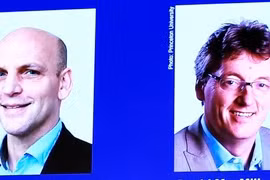 Vì sao công trình đoạt giải Nobel Hóa học 2021 là phát hiện vĩ đại? 