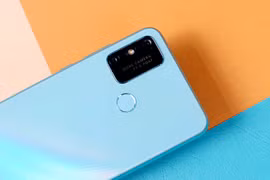 Cận cảnh Honor 9A pin khủng màn hình lớn giá dưới 3 triệu