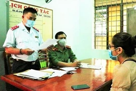 Phạt 10 triệu đồng cô gái rao bán thuốc kháng virus corona trên Facebook