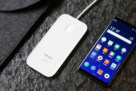 CEO Nguyễn Tử Quảng "quên" hai điện thoại tiên phong dòng không phím bấm