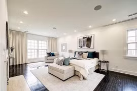 Choáng với căn nhà 900m2 của siêu mẫu Bằng Lăng tại Mỹ